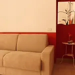 Bed & Breakfast La Torretta Chiaia 4*