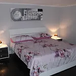 Bed & Breakfast La Torretta Chiaia 4*