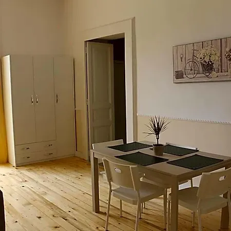 ベッド・アンド・ブレックファスト B＆b ラ トレッタ キアイア 4*