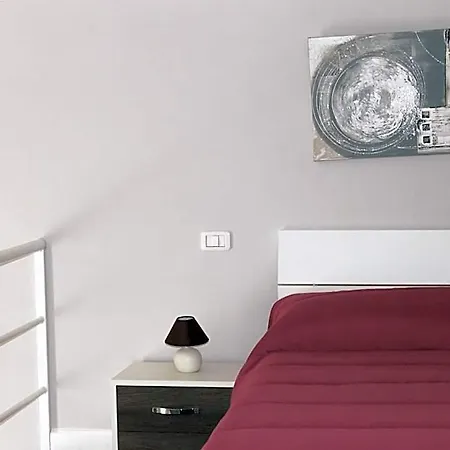 La Torretta Chiaia B&B