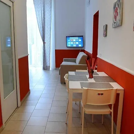 La Torretta Chiaia Bed & Breakfast
