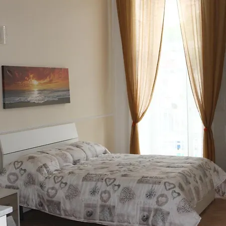 La Torretta Chiaia 3*