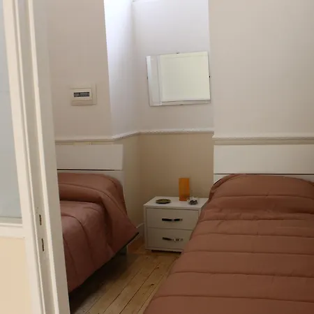 La Torretta Chiaia 3* Neapol
