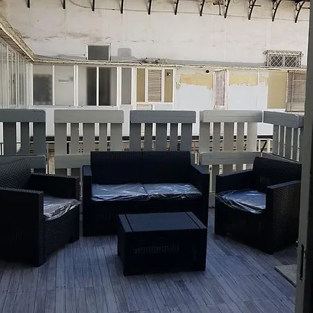 La Torretta Chiaia Nocleg ze śniadaniem
