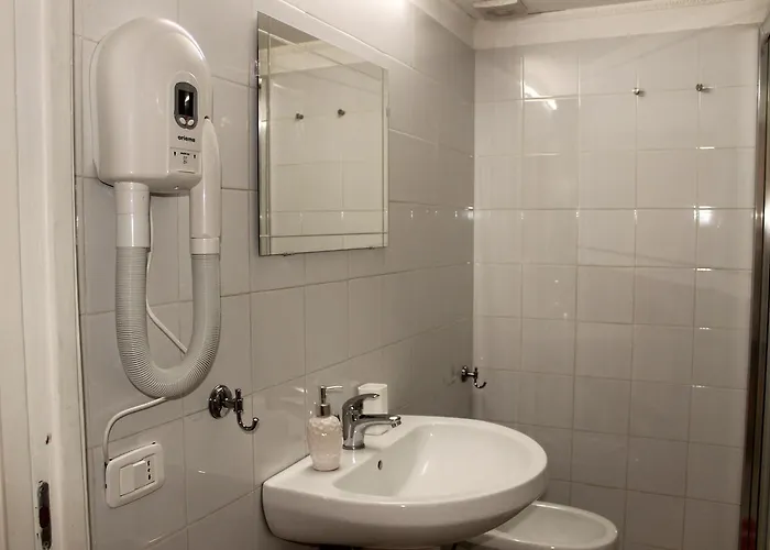 La Torretta Chiaia Bed & Breakfast