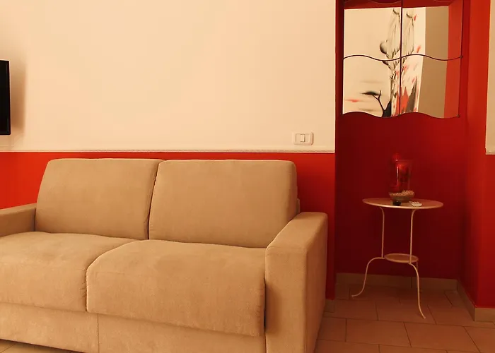 Bed & Breakfast La Torretta Chiaia 4*