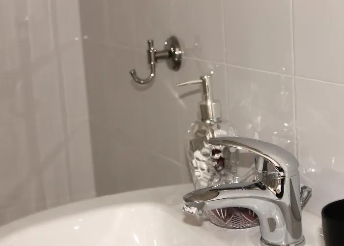 Bed & Breakfast La Torretta Chiaia 4*