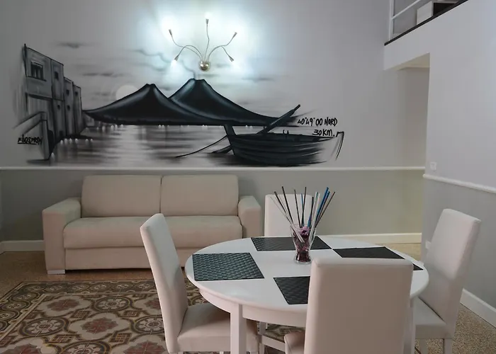 La Torretta Chiaia Bed & Breakfast 4*