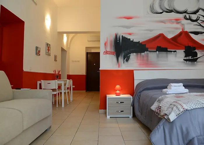 La Torretta Chiaia Bed & Breakfast 4*