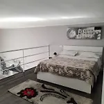 La Torretta Chiaia Frühstückspension
