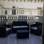La Torretta Chiaia Bed & Breakfast