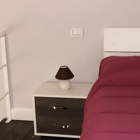 Bed and Breakfast La Torretta Chiaia 4*